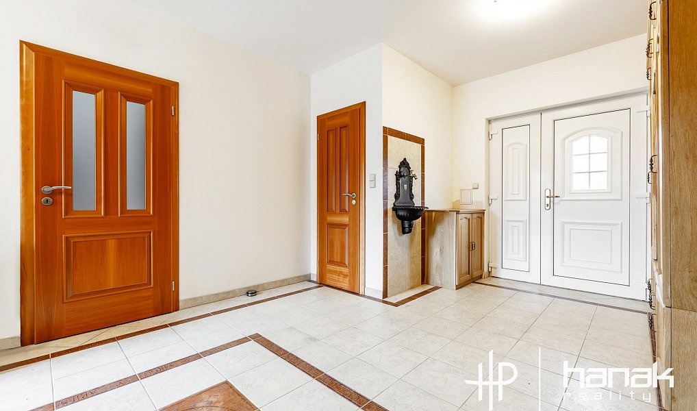 Prodej domu 335 m² s pozemkem 3 009 m², Konice – náhled fotky 20