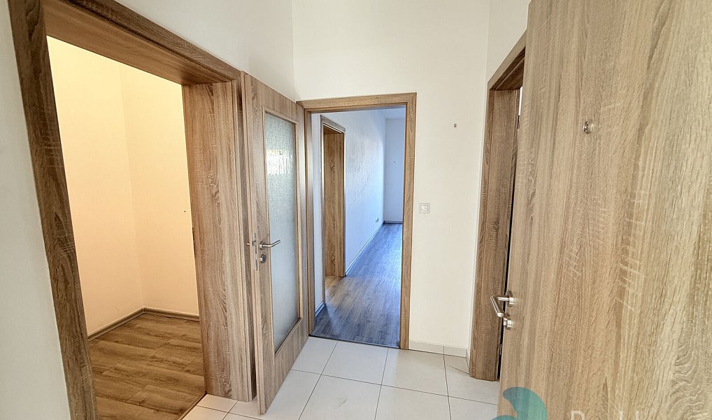 Pronájem kanceláře 72 m², Český Krumlov – náhled fotky 2