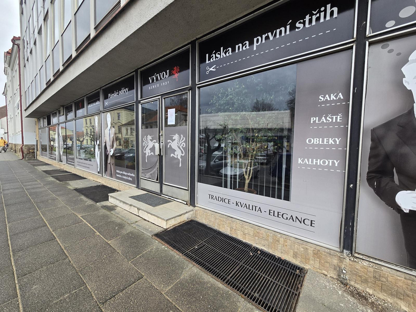Pronájem obchodních prostor 76 m² – fotografie 4