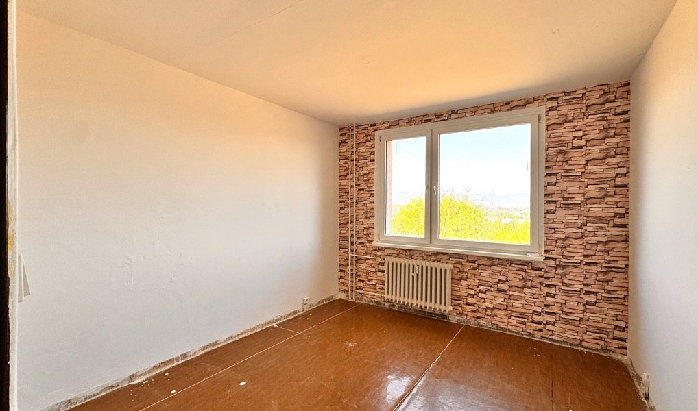 Prodej bytu 3+1 62 m², Bílina – náhled fotky 2