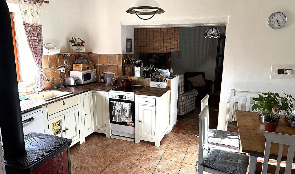 Prodej domu 120 m² s pozemkem 2 546 m², Radošovice – náhled fotky 8