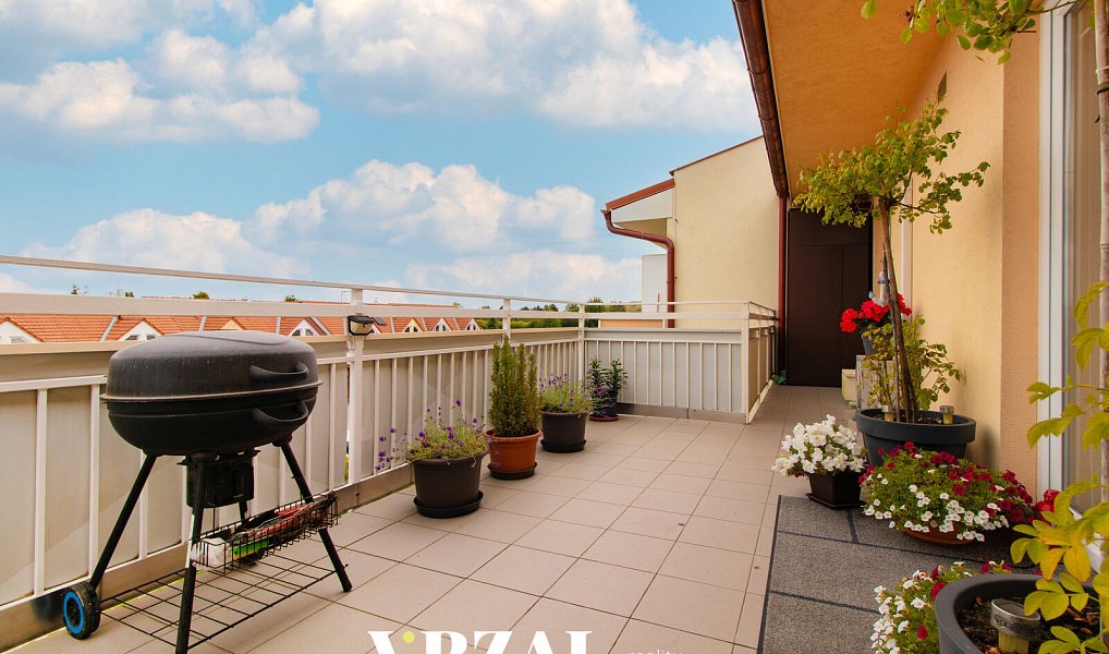 Prodej bytu 3+kk 125 m², Nehvizdy – náhled fotky 2
