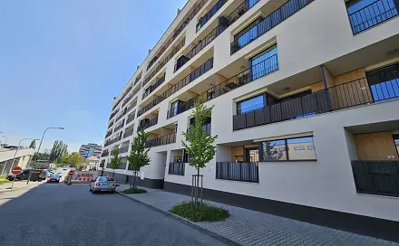 Pronájem bytu 1+kk 33 m²