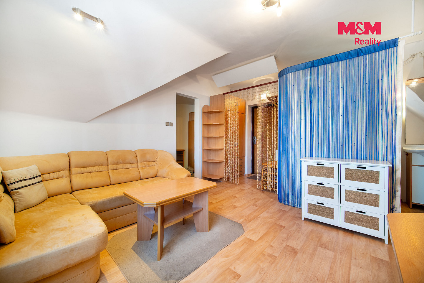 Prodej bytu 1+kk 33 m² — photo 2