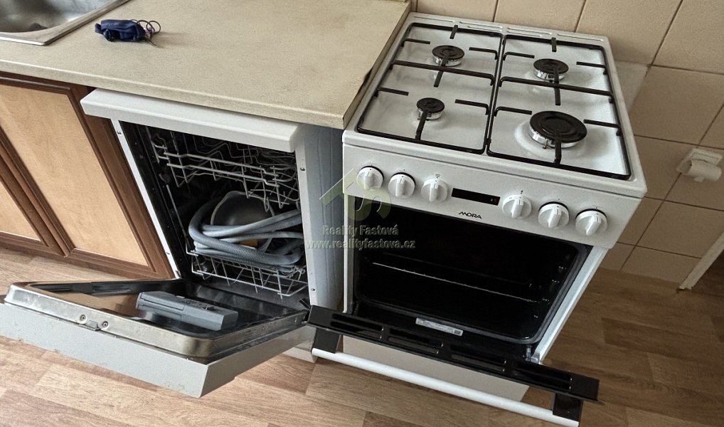 Pronájem bytu 2+1 60 m², Rokycany – náhled fotky 8