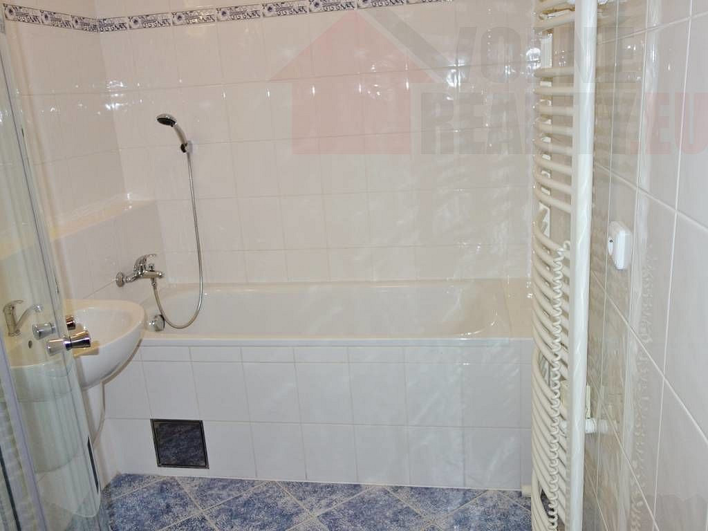 Pronájem bytu 2+kk 71 m² – fotografie 5