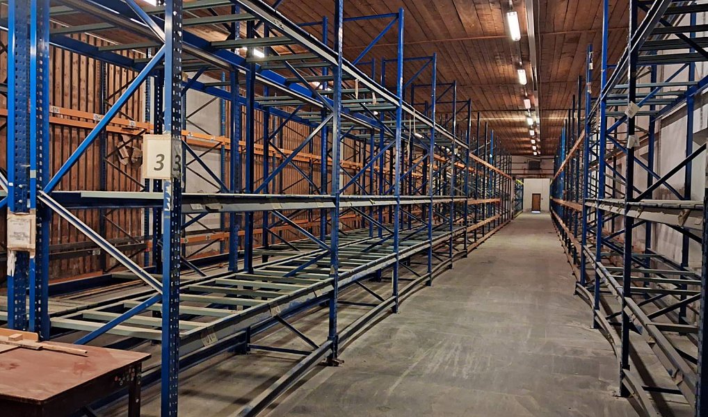 Pronájem výrobních prostor 1 000 m², Studenec – náhled fotky 4