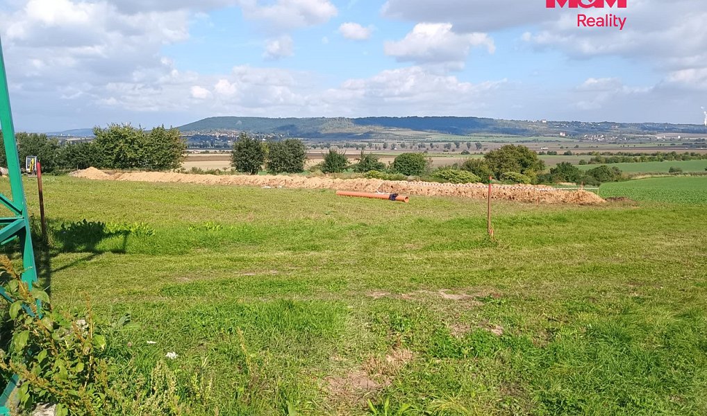 Prodej stavebního pozemku 994 m², Strašnov – náhled fotky 3