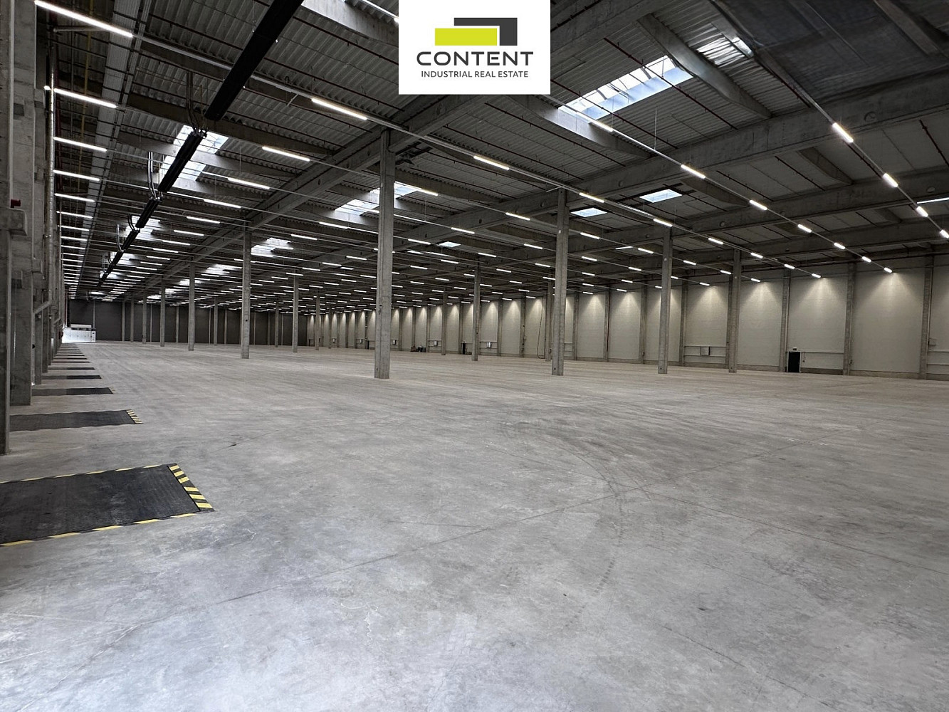 Pronájem výrobních prostor 21 900 m² – fotografie 4