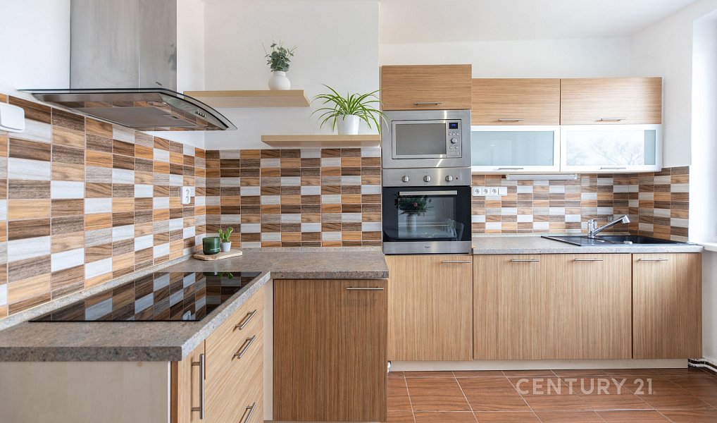 Prodej bytu 3+1 71 m², Bečváry – náhled fotky 8