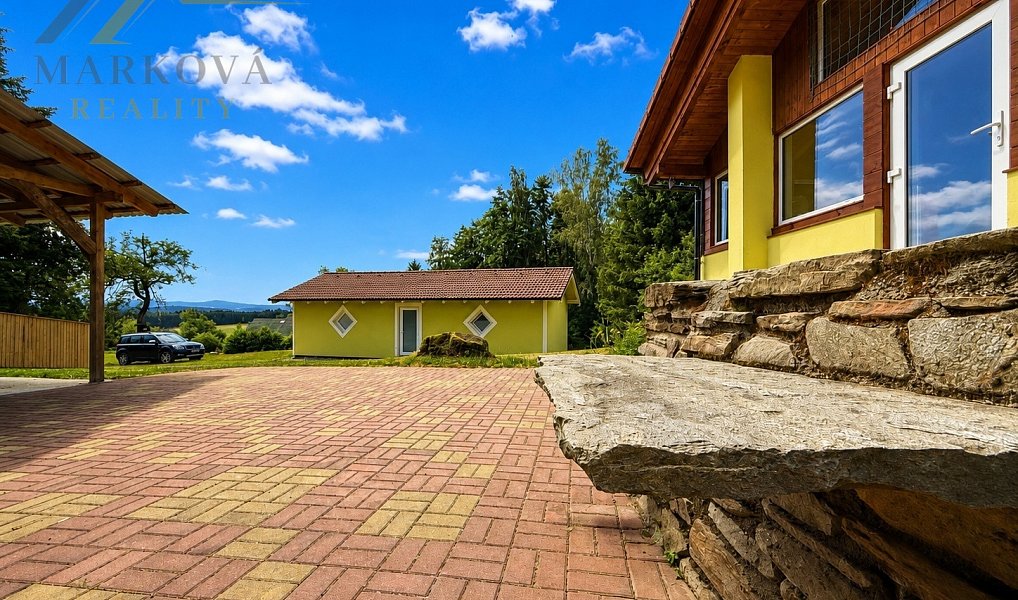 Prodej domu 219 m² s pozemkem 4 179 m², Bujanov – náhled fotky 23