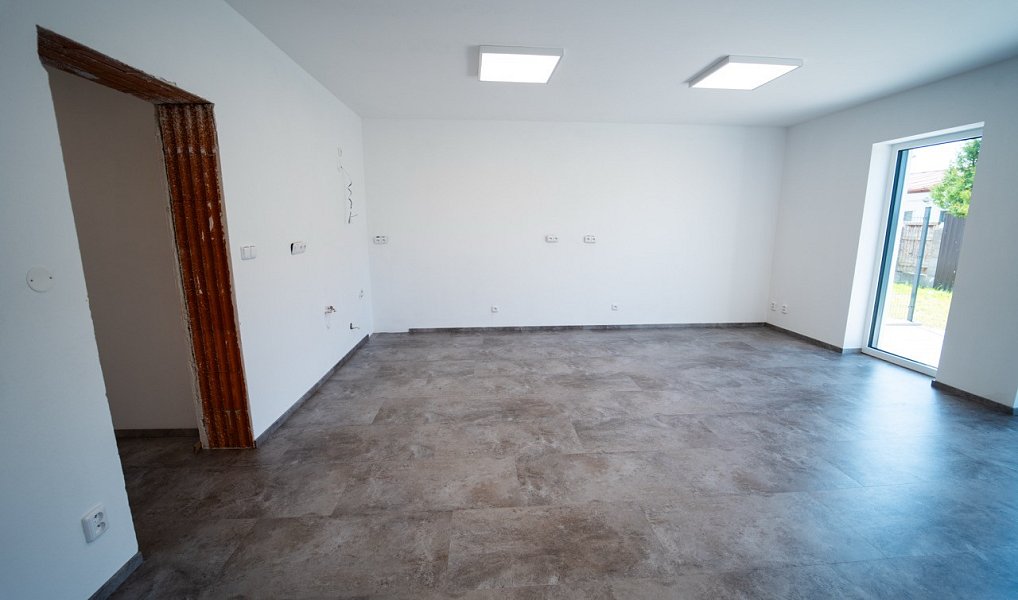 Prodej bytu 3+kk 93 m², Stříbro – náhled fotky 16