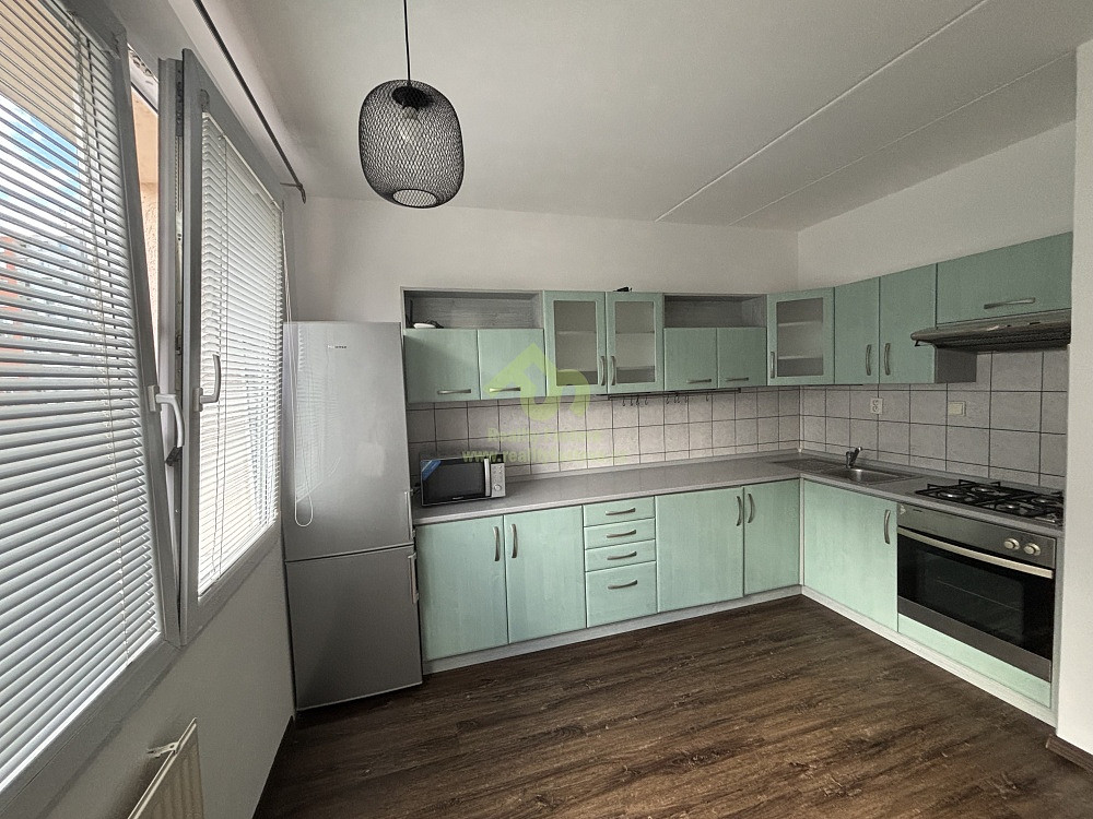 Pronájem bytu 1+1 39 m² – fotografie 2