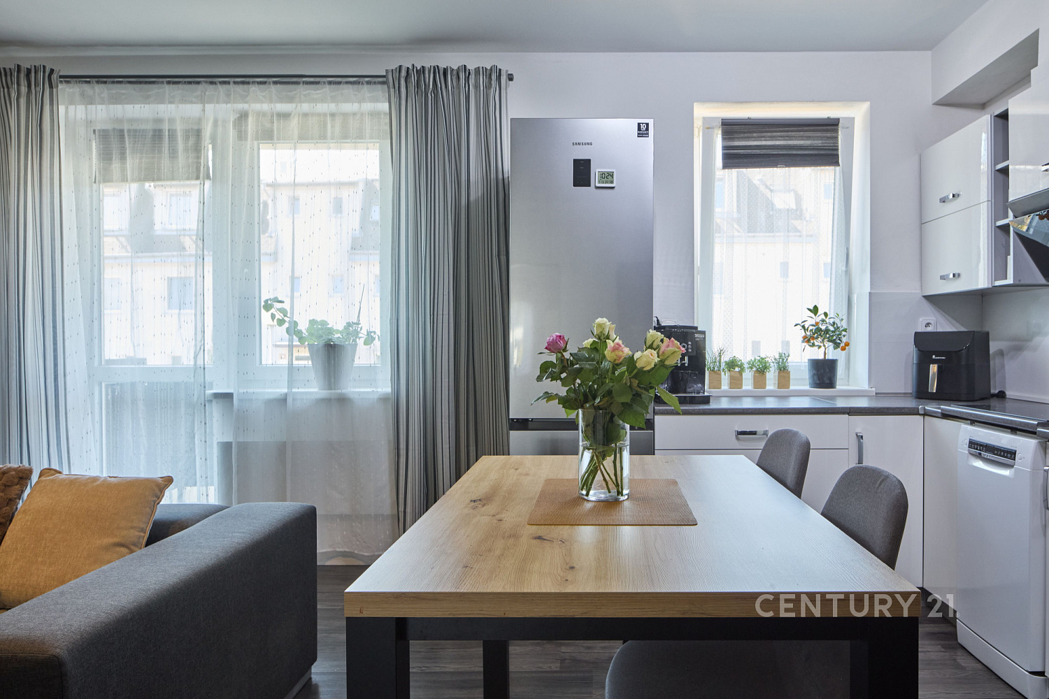 Prodej bytu 3+kk 65 m² — photo 2