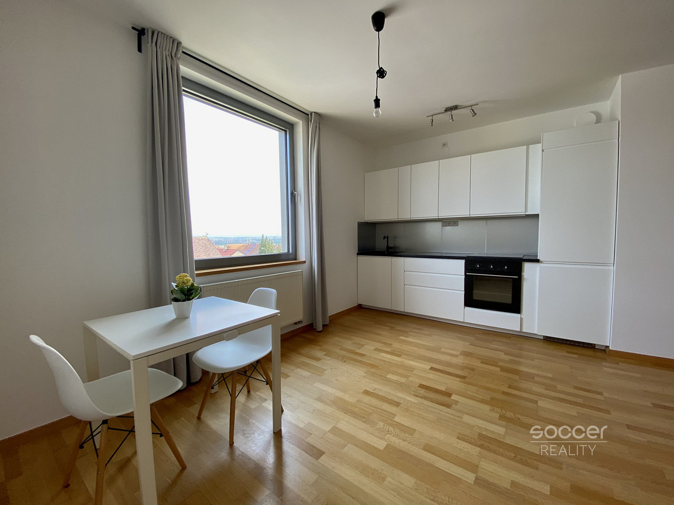 Pronájem bytu 2+kk 52 m² — photo 3