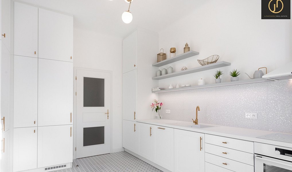 Prodej bytu 4+1 127 m², Karlovy Vary – náhled fotky 3