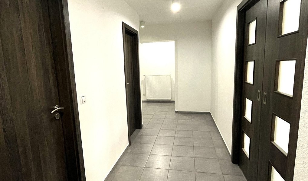 Prodej domu 337 m² s pozemkem 687 m², Knínice – náhled fotky 15