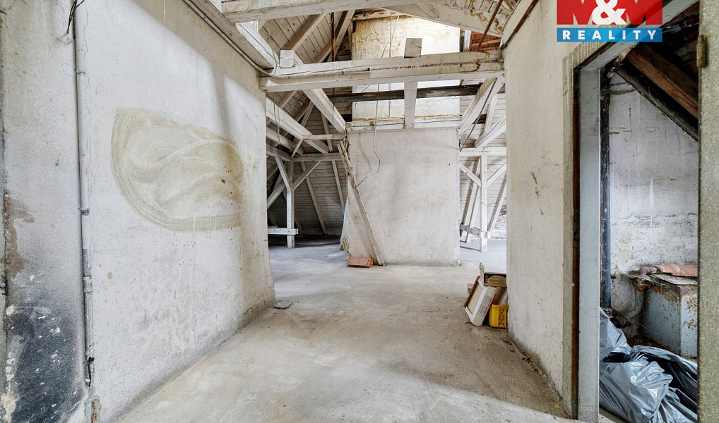Prodej bytu 4+1 199 m², Cheb – náhled fotky 30