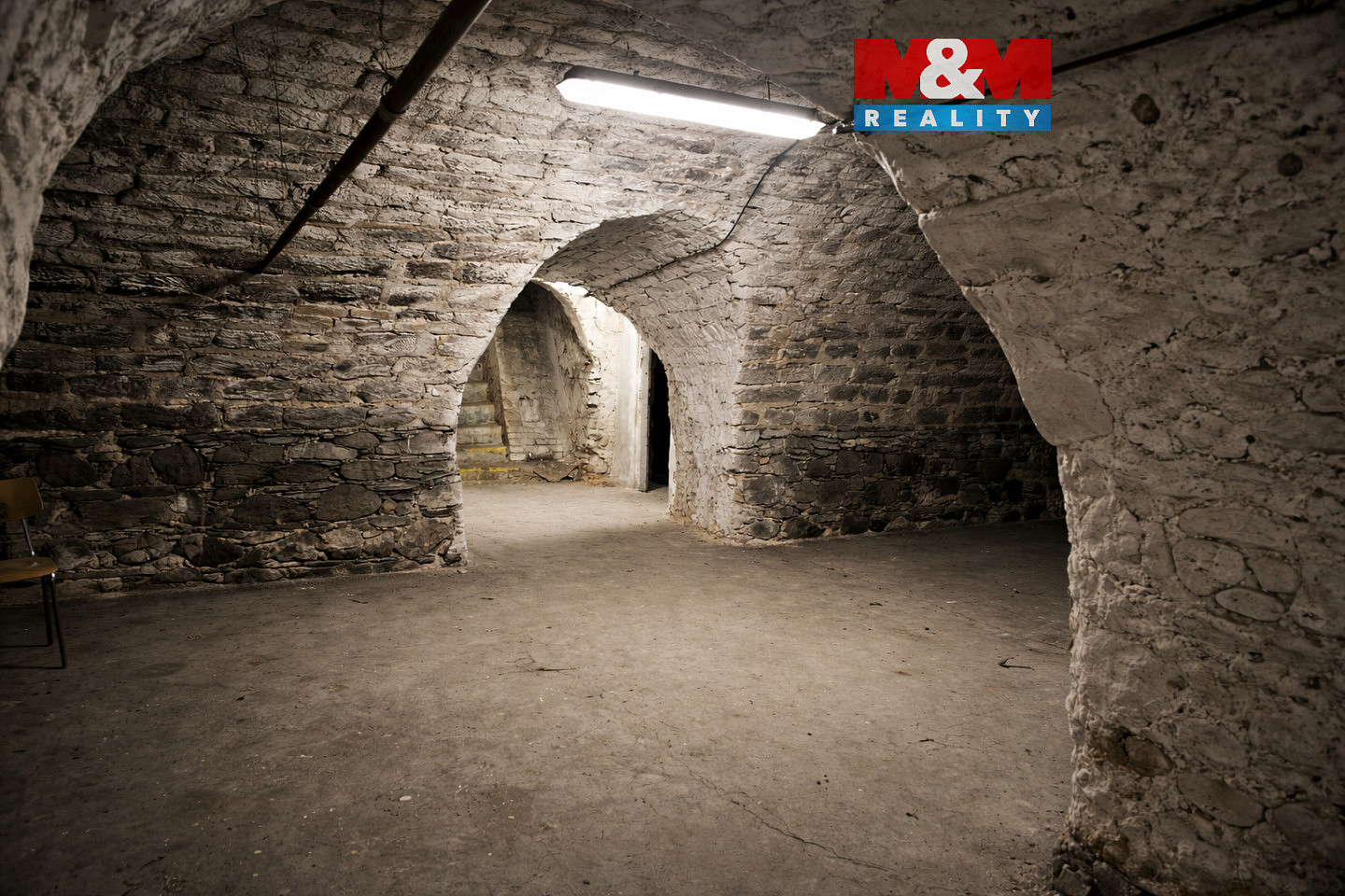 Pronájem skladovacích prostor 200 m²