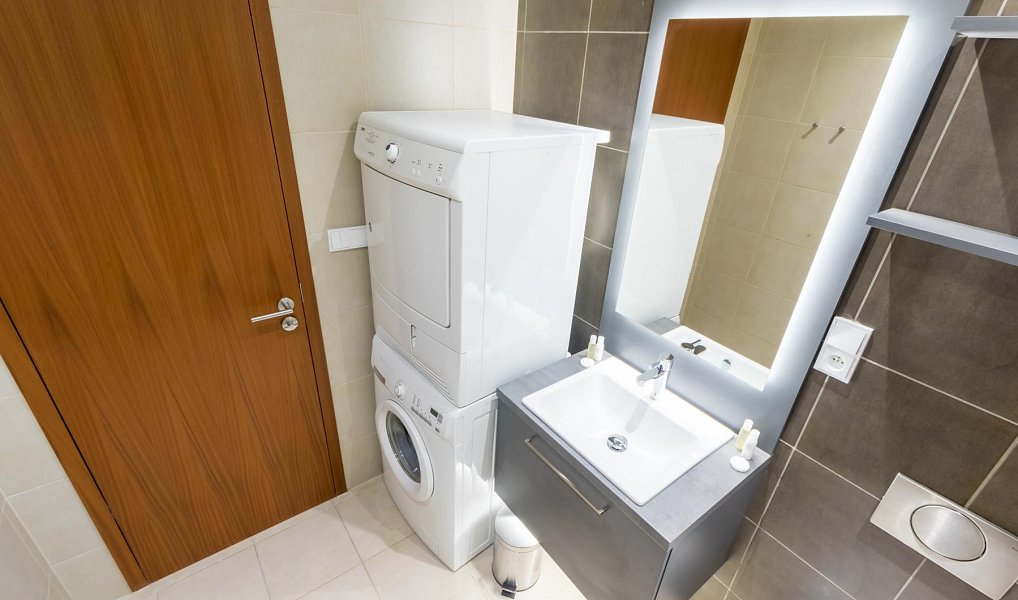 Pronájem bytu 2+kk 45 m², Praha – náhled fotky 12