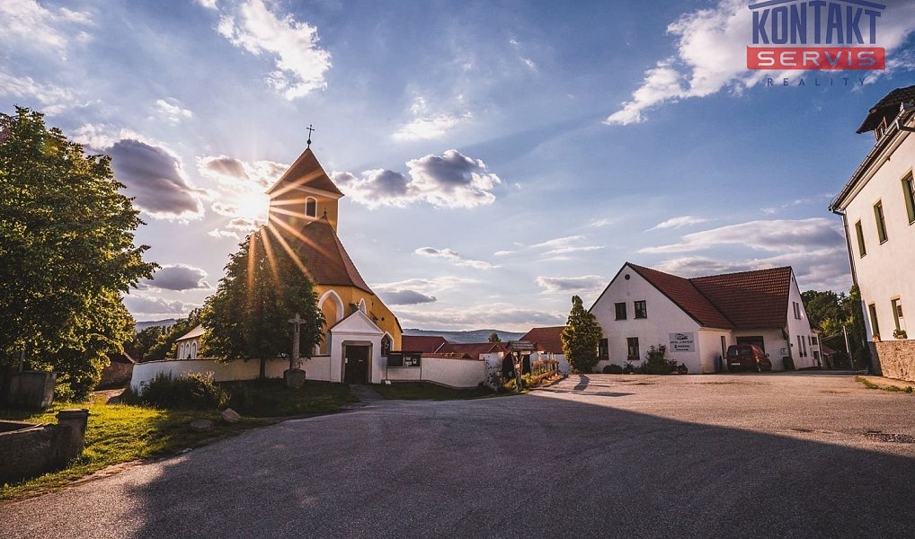 Pronájem chaty/chalupy 247 m² s pozemkem 1 065 m², Mojné – náhled fotky 37
