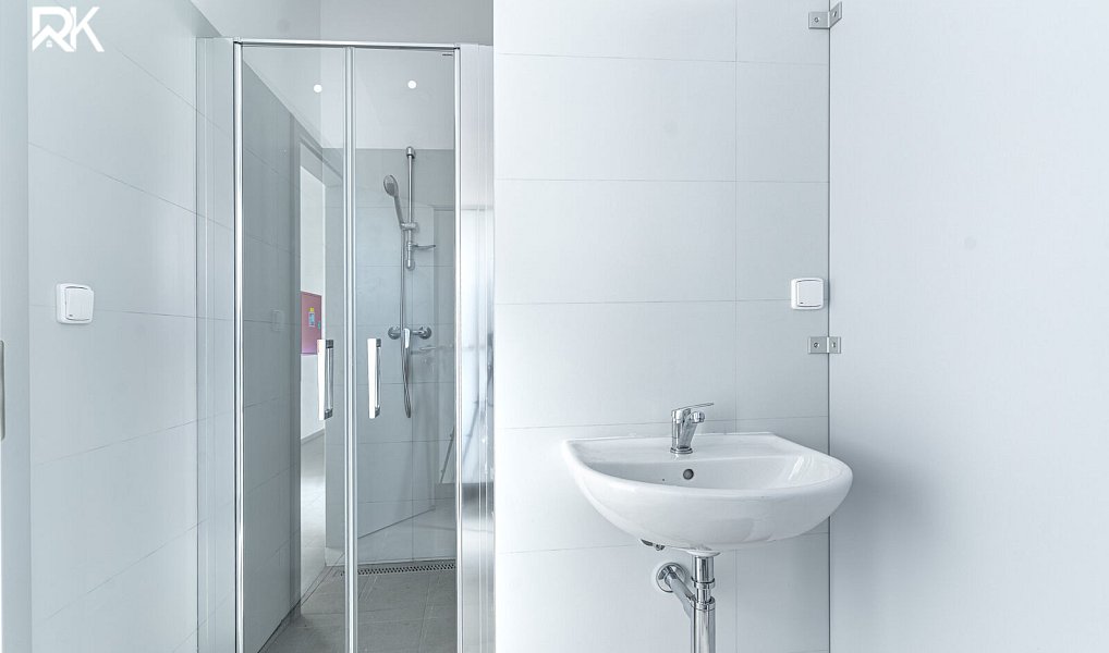 Pronájem skladovacích prostor 1 786 m², Kolín – náhled fotky 10