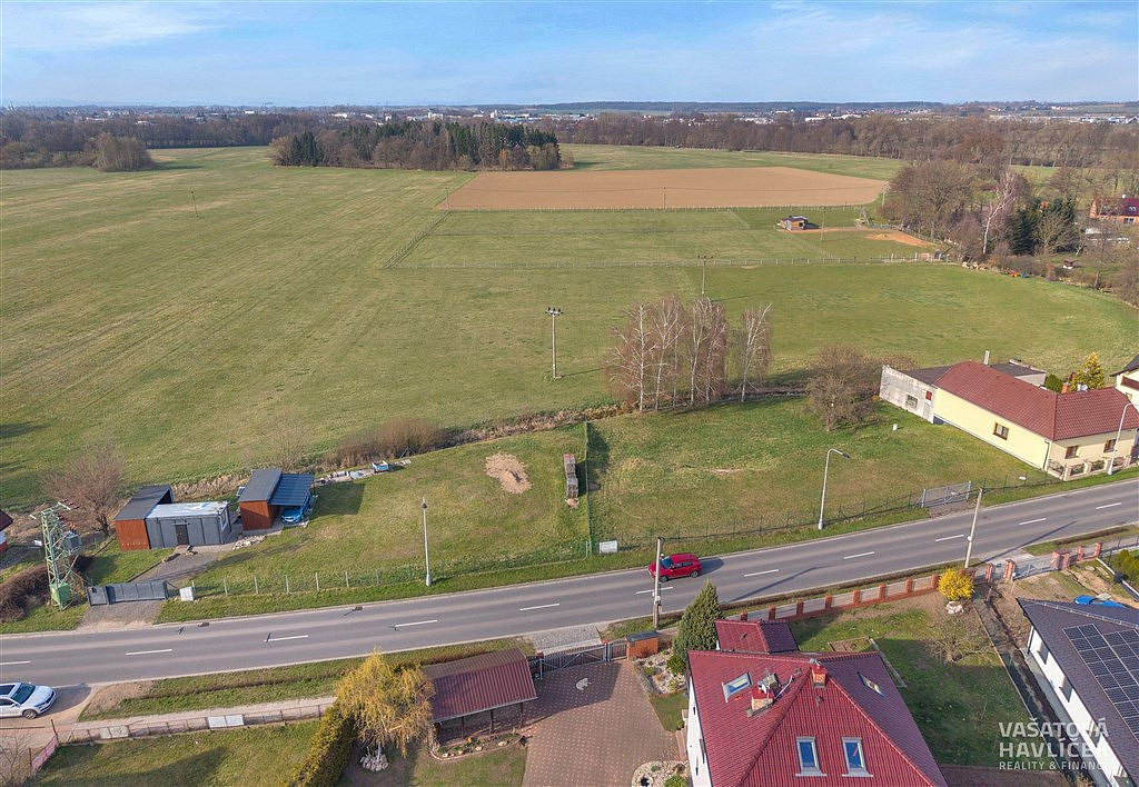 Prodej stavebního pozemku 1 870 m² – pohled 2