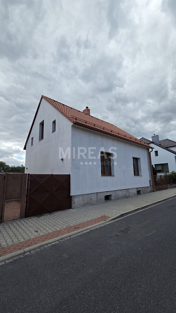 Pronájem domu 150 m² s pozemkem 190 m²