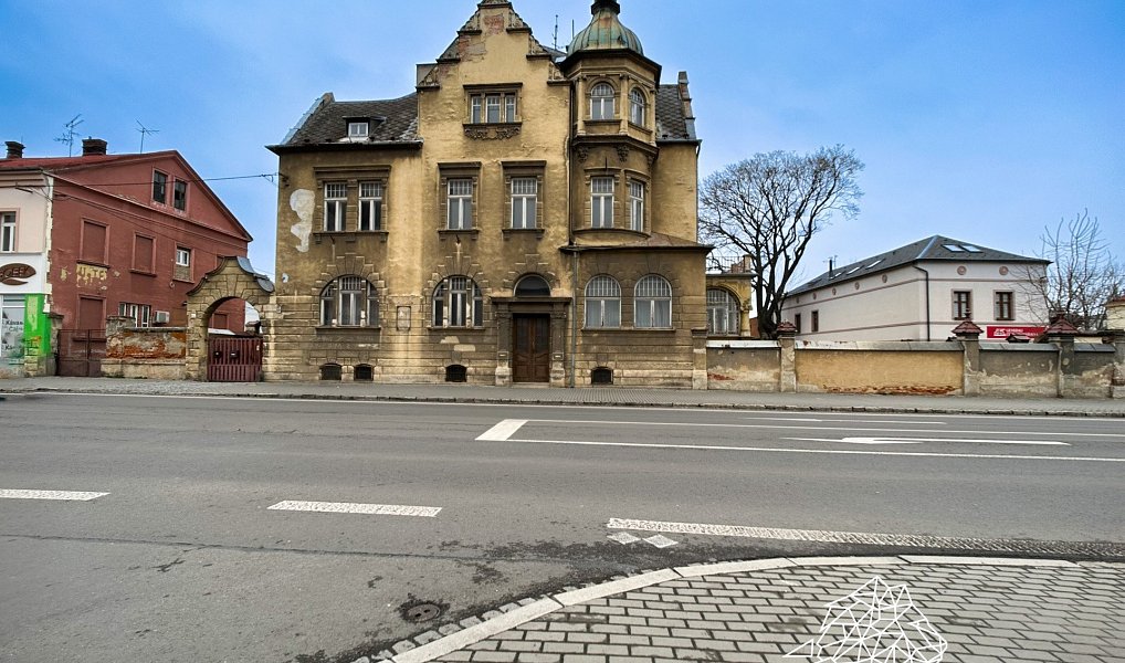 Prodej domu 900 m² s pozemkem 2 018 m², Krnov – náhled fotky 28