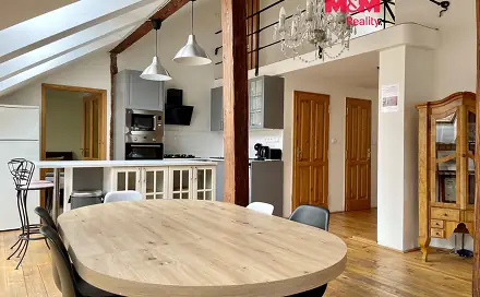 Pronájem bytu 170 m²