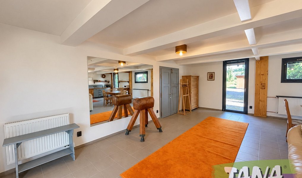 Prodej domu 310 m² s pozemkem 2 676 m², Úhlejov – náhled fotky 6