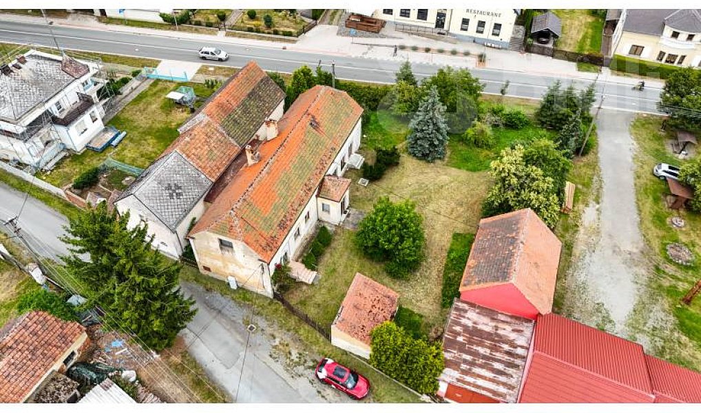 Prodej domu 352 m² s pozemkem 1 255 m², Pernarec – náhled fotky 7