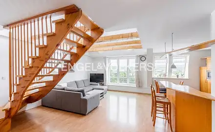 Pronájem bytu 5+kk 135 m²