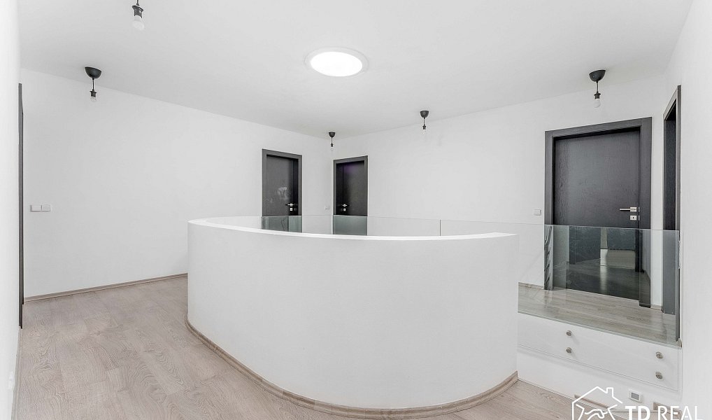 Prodej domu 228 m² s pozemkem 380 m², Brno – náhled fotky 20
