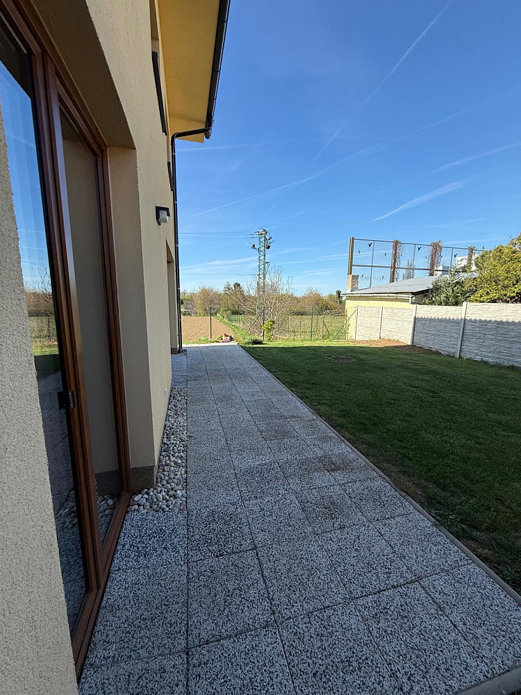 Prodej bytu 2+kk 47 m² — photo 3