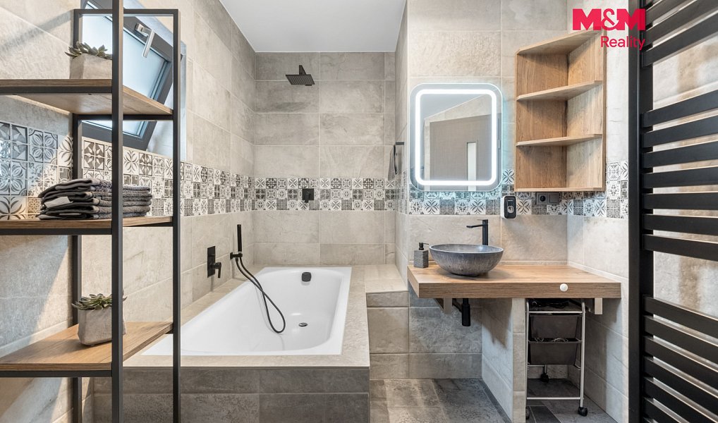 Prodej domu 190 m² s pozemkem 573 m², Lázně Toušeň – náhled fotky 25