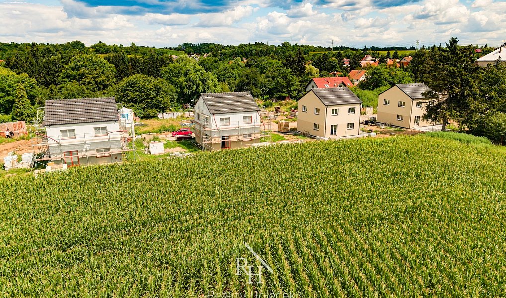 Prodej stavebního pozemku 6 413 m², Klučov – náhled fotky 18