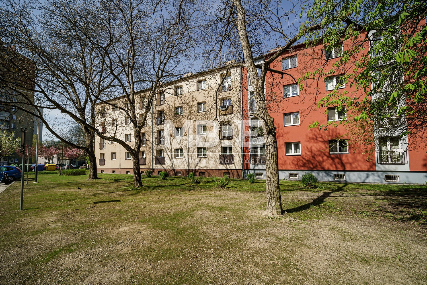 Pronájem bytu 2+1 53 m² — photo 2