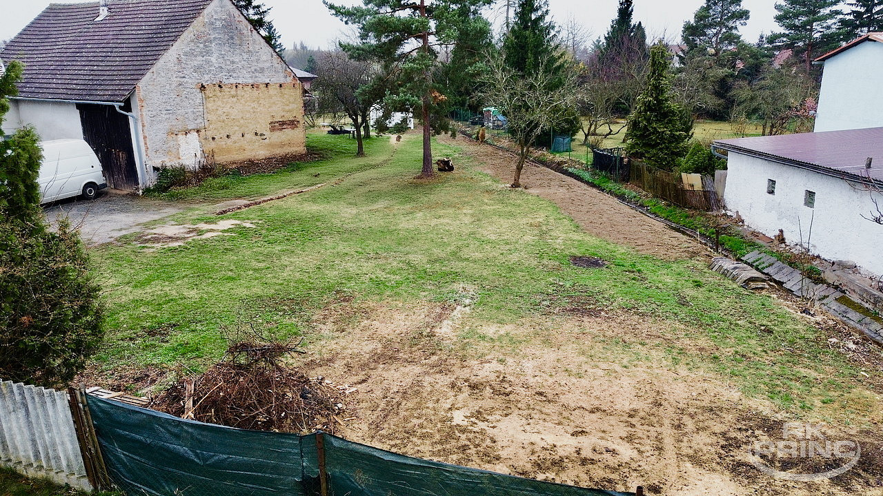 Prodej stavebního pozemku 851 m² – další