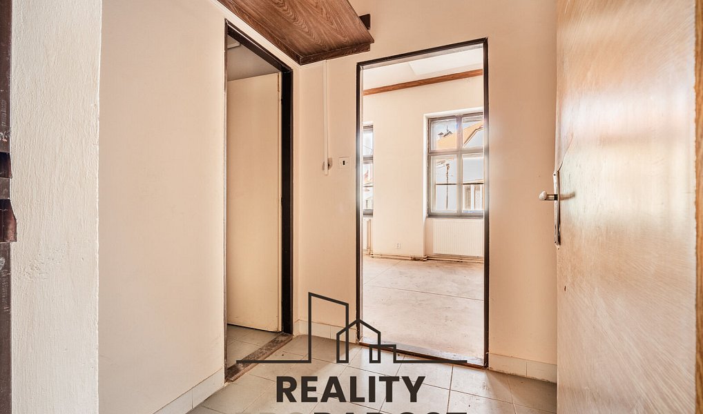 Prodej ubytovacího objektu 1 200 m², Znojmo – náhled fotky 33