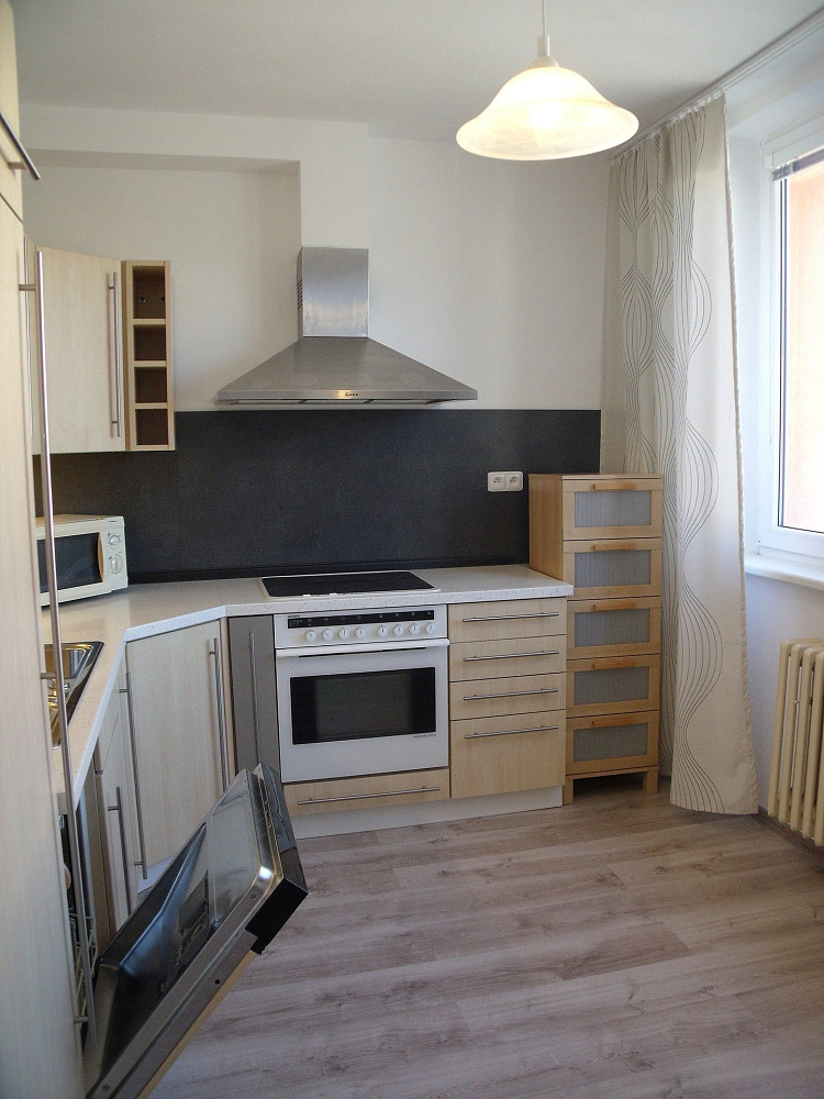 Pronájem bytu 2+1 56 m² — photo 3