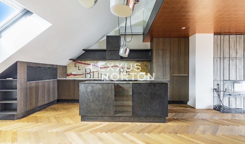Pronájem bytu 5+kk 200 m², Praha – náhled fotky 7