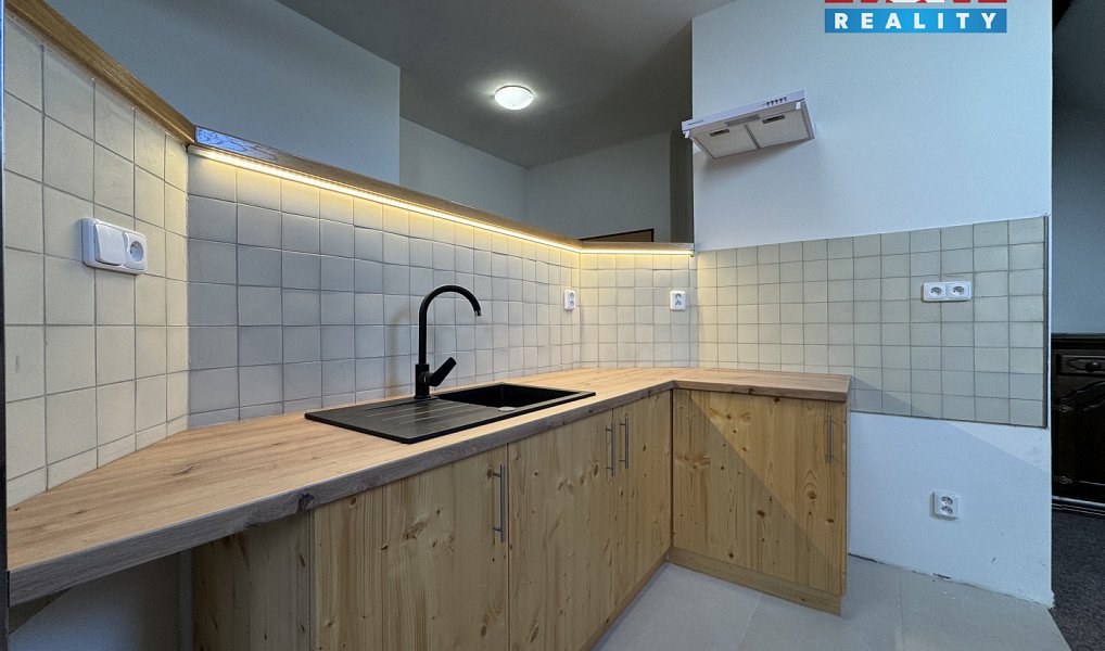 Pronájem kanceláře 14 m², Bechyně – náhled fotky 11