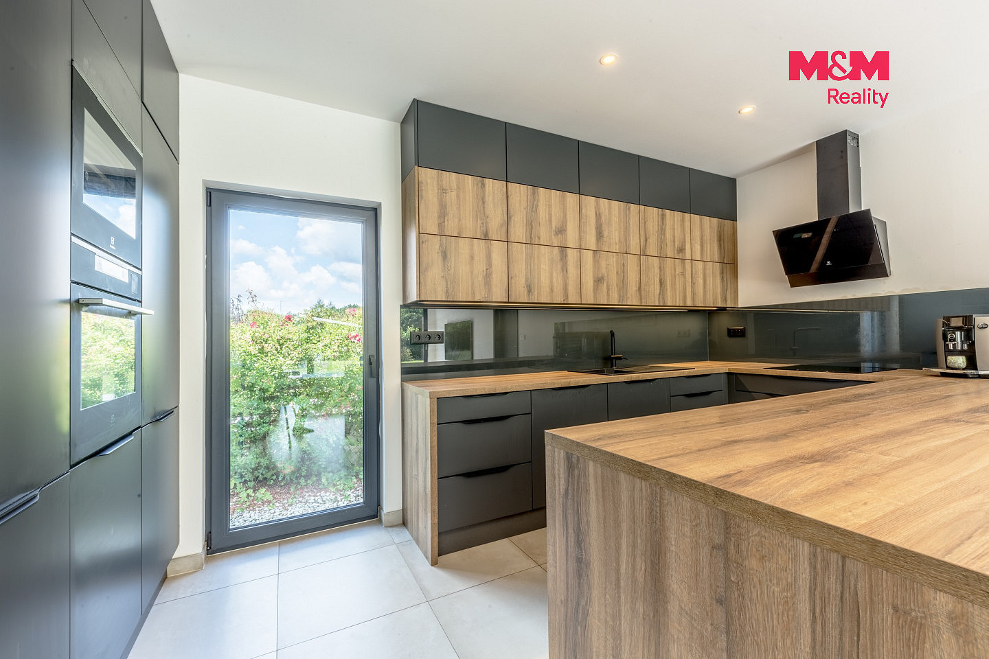 Prodej domu 110 m² s pozemkem 1 103 m² – fotografie 3