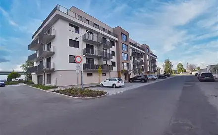 Pronájem bytu 1+kk 55 m²