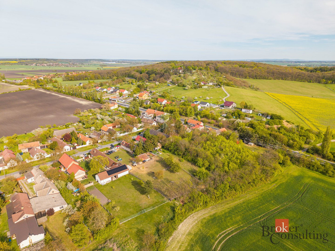 Prodej stavebního pozemku 1 401 m²