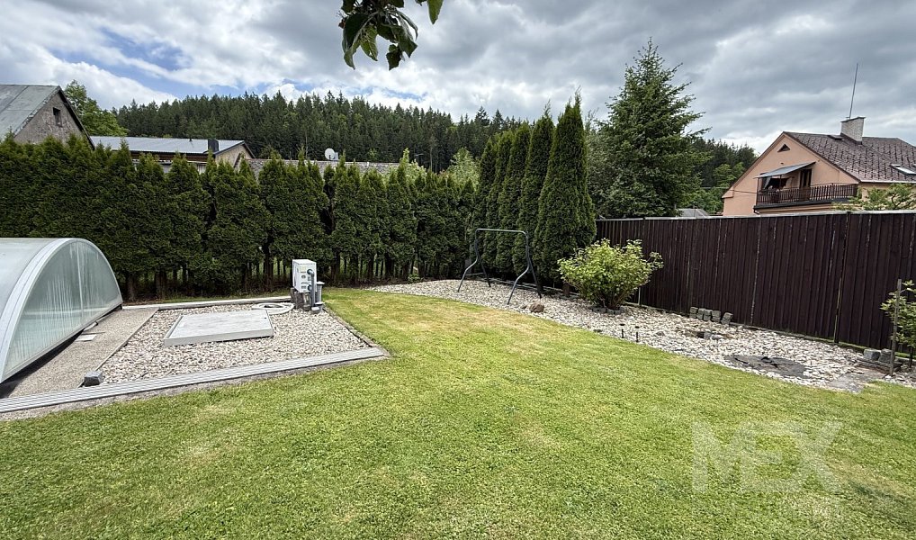 Prodej domu 130 m² s pozemkem 453 m², Náchod – náhled fotky 25