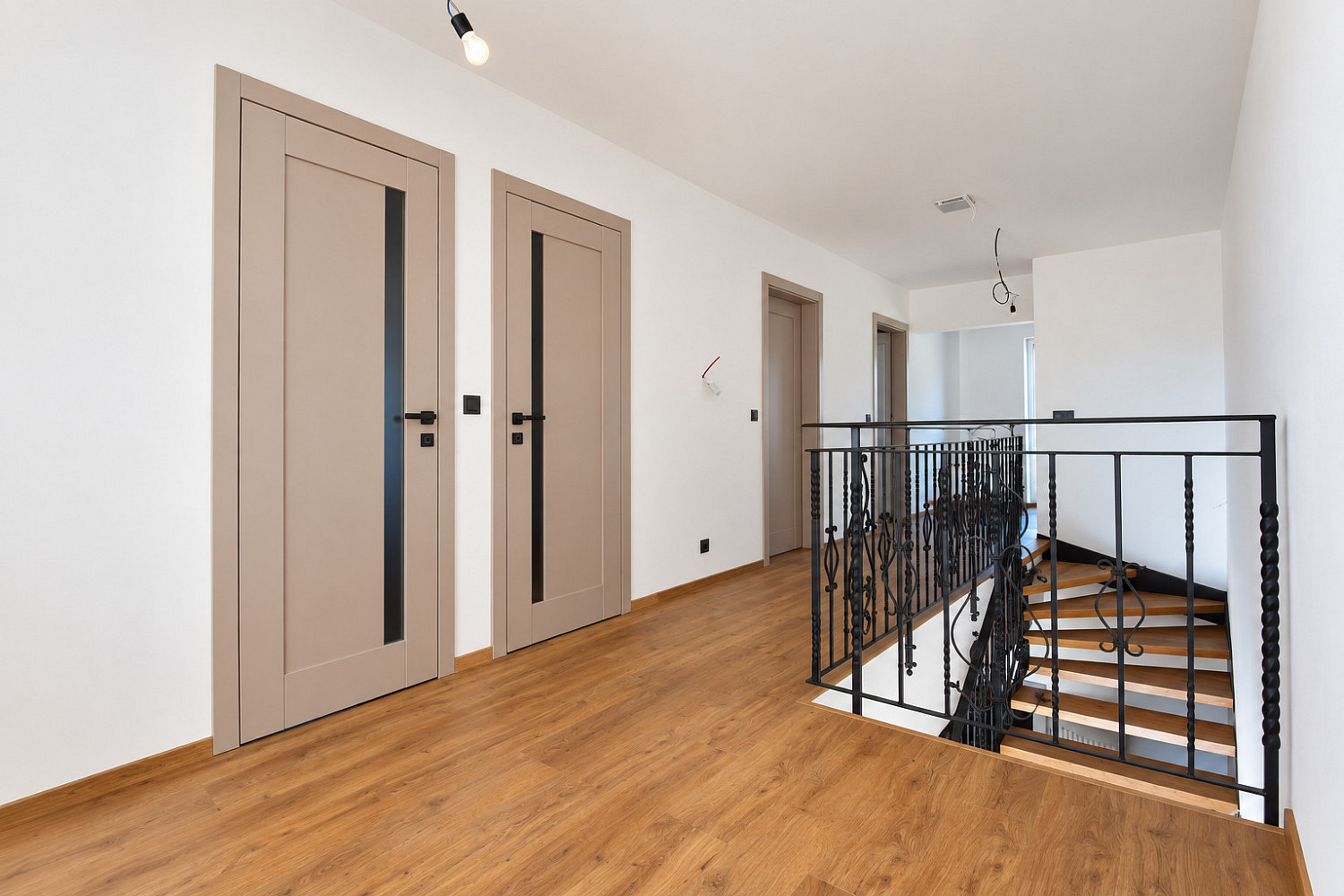 Prodej domu 267 m² s pozemkem 1 606 m² – fotografie 3