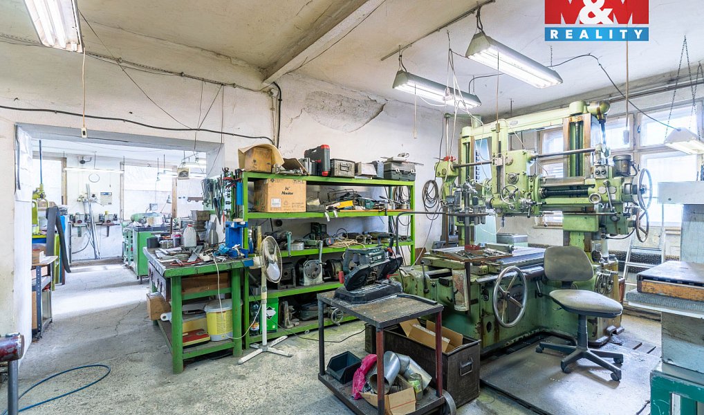 Prodej výrobních prostor 180 m², Bedihošť – náhled fotky 11
