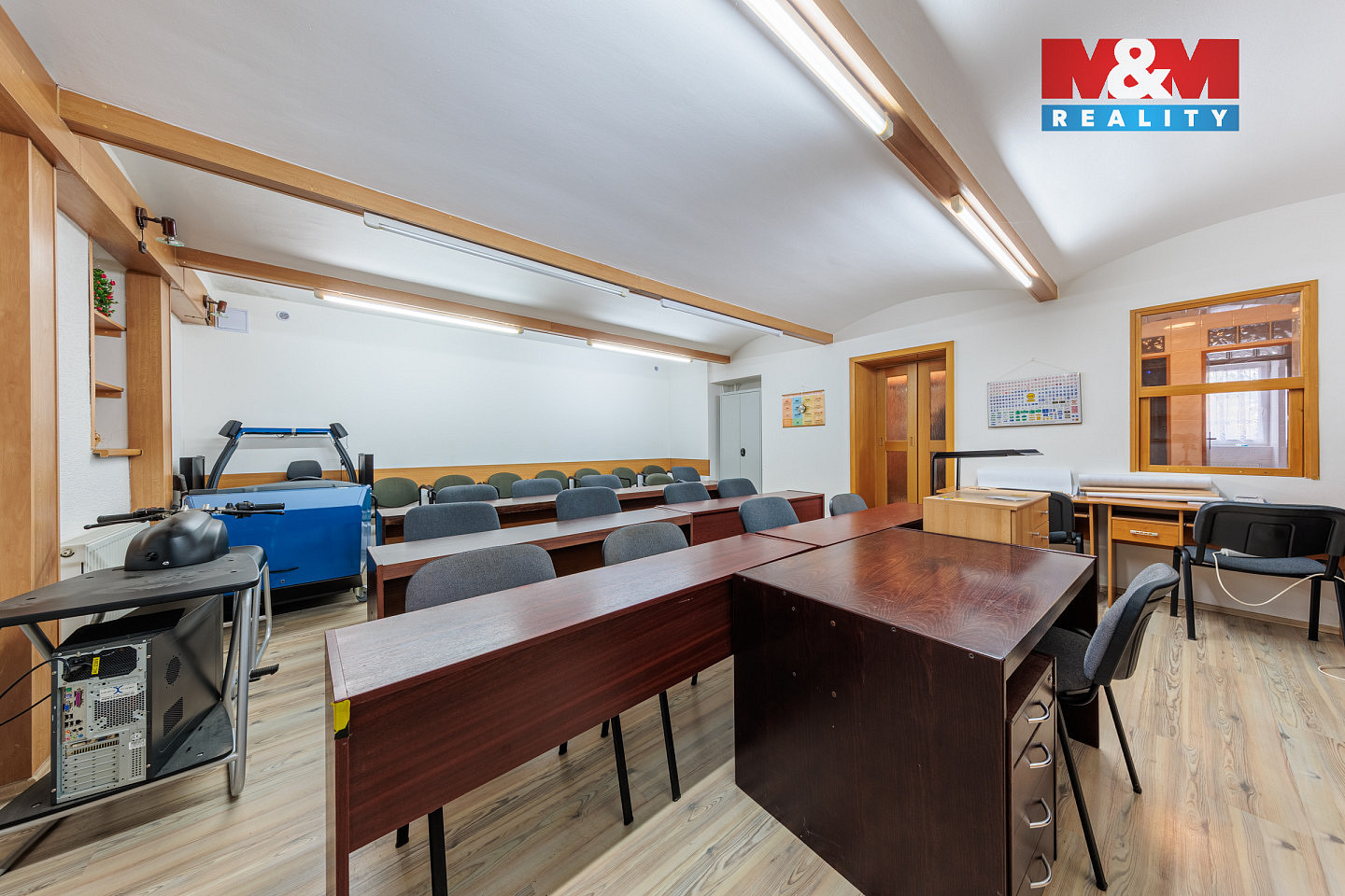 Prodej obchodních prostor 57 m² – pohled 4